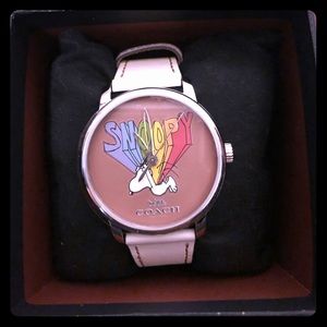 snoopy coach watch